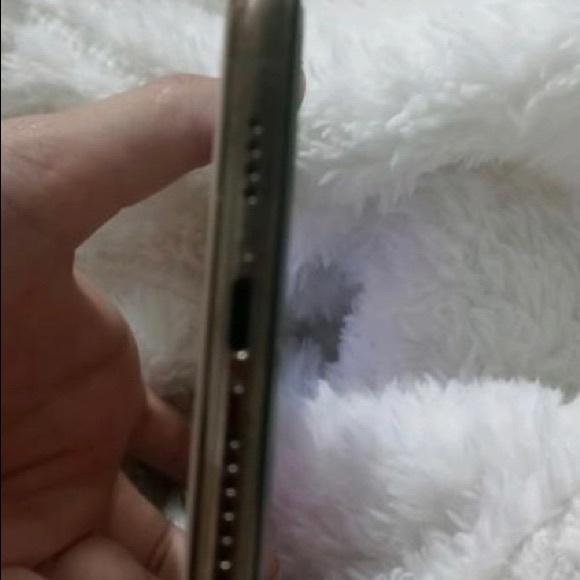 iPhone XS Max - Picture 3 of 7